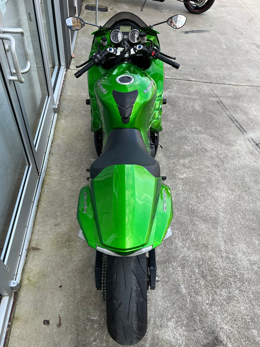 2012 Kawasaki ZX14 Color: Green Mileage: 8,702 VIN: 004302