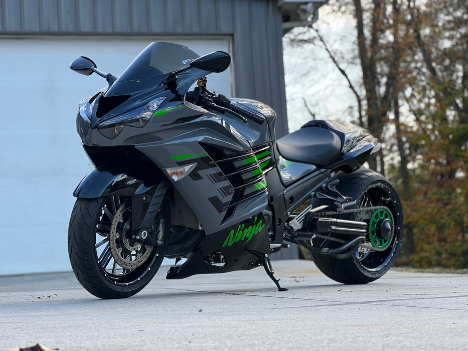 2021 Kawasaki ZX14R Color: Gray/Green Mileage: 2,609 VIN: 013546