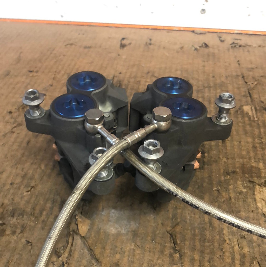 04 Yamaha YZF R6 Front Caliper