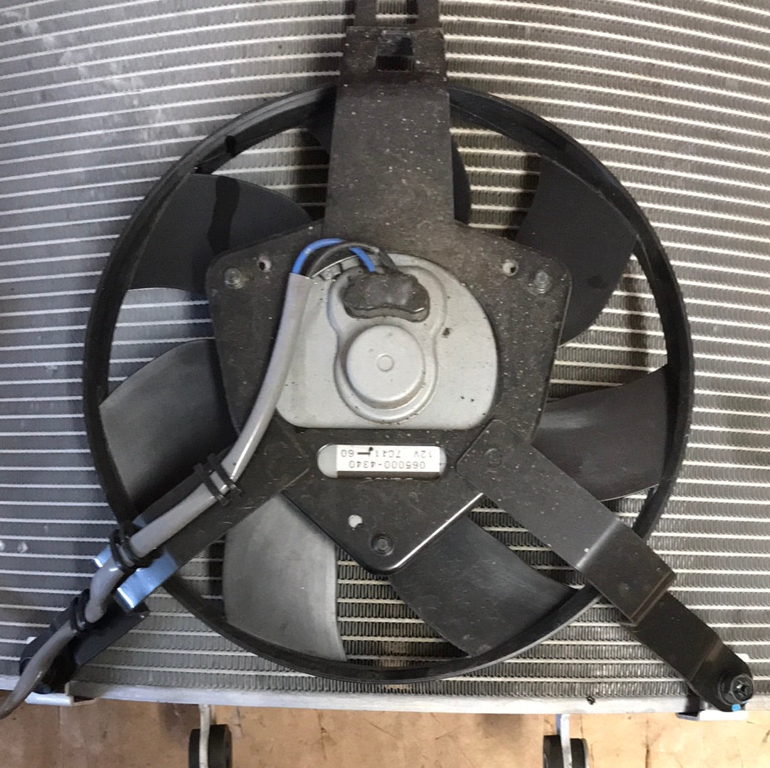 2020 Kawaski 636 ZX6R Radiator Cooling Fan Complete OEM 19 20 21